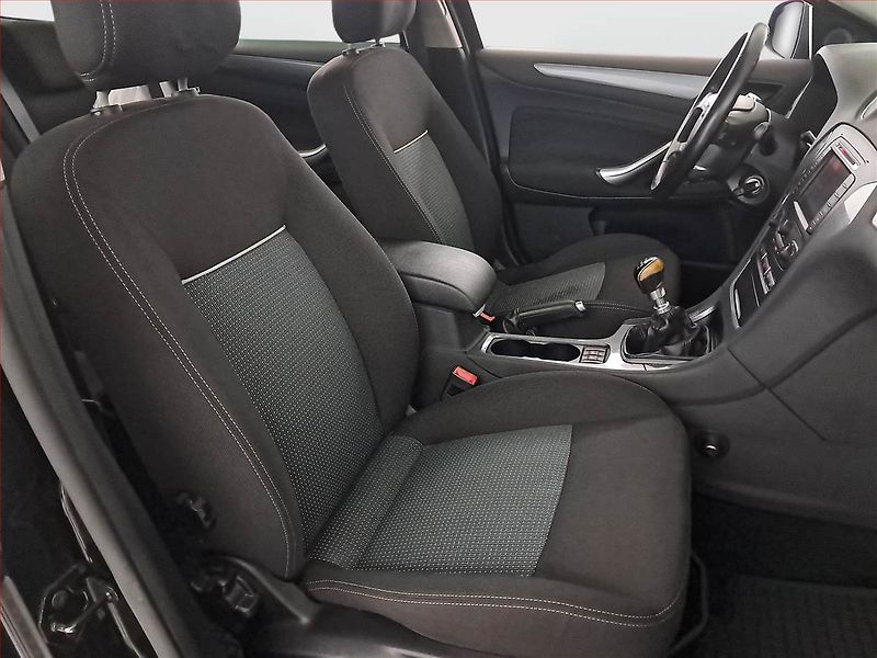 Ford Mondeo (2012) 2.0 TDCi, Serv.kniha, po STK - fotka 9 z 17