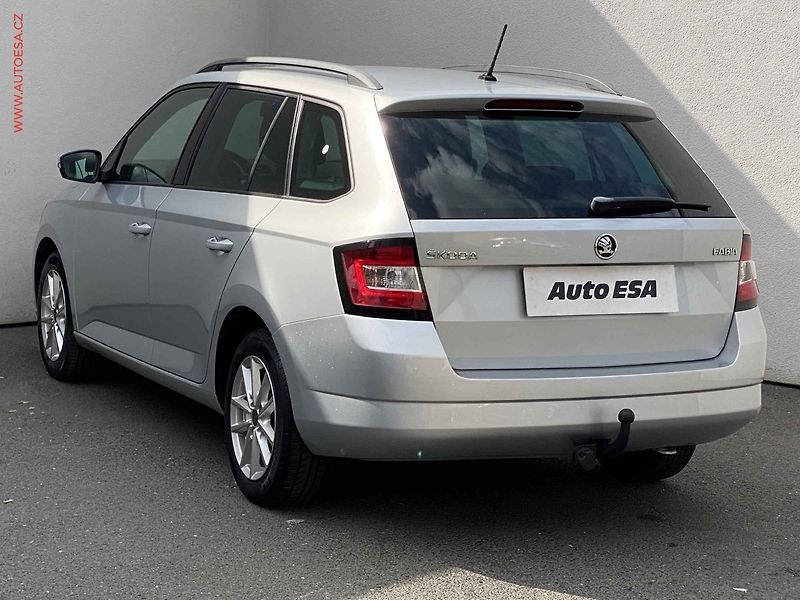 Škoda Fabia (2017) 1.0 TSi, Ambition, TZ - fotka 6 z 15