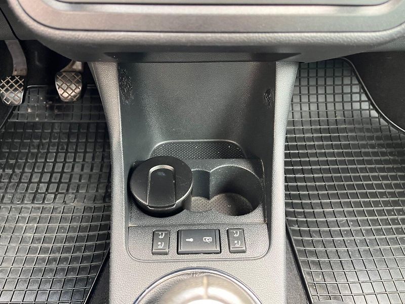 Škoda Roomster (2010) 1.6 TDI Velmi pěkný - fotka 10 z 19