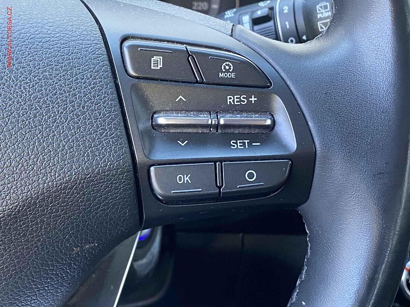Hyundai i30 (2018) 1.0 T-GDi, Comfort - fotka 14 z 19