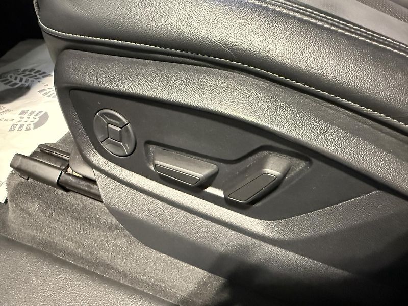 Audi Q7 3.0 50 TDI quattro tiptronic S - fotka 11 z 16