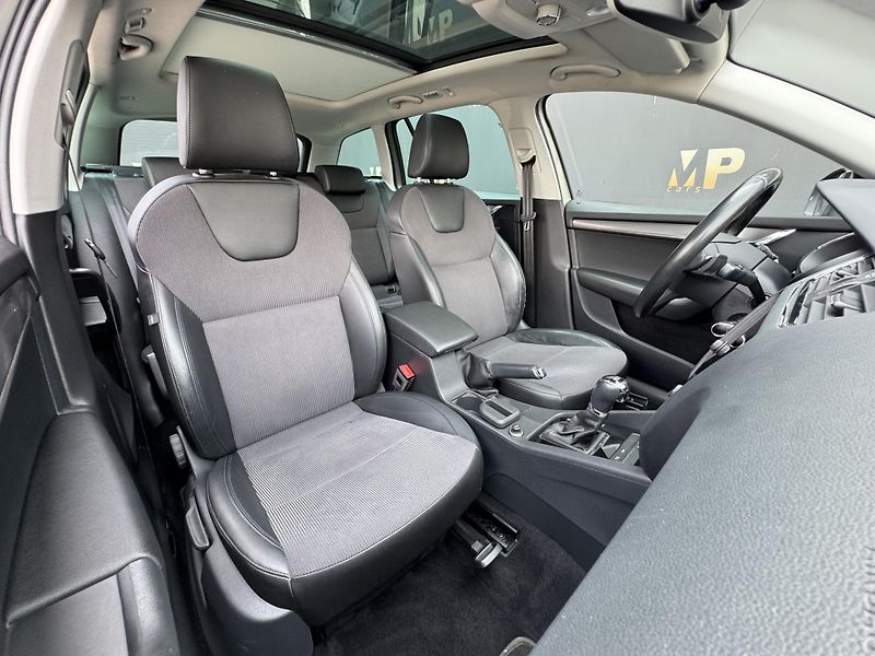 Škoda Octavia (2019) III 1.5TSi DSG Style+, 1.Maj - fotka 20 z 51
