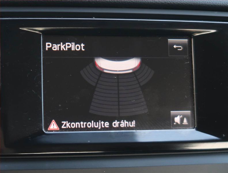 Škoda Octavia (2015) Elegance 1.6 TDI, Tempomat - fotka 18 z 19