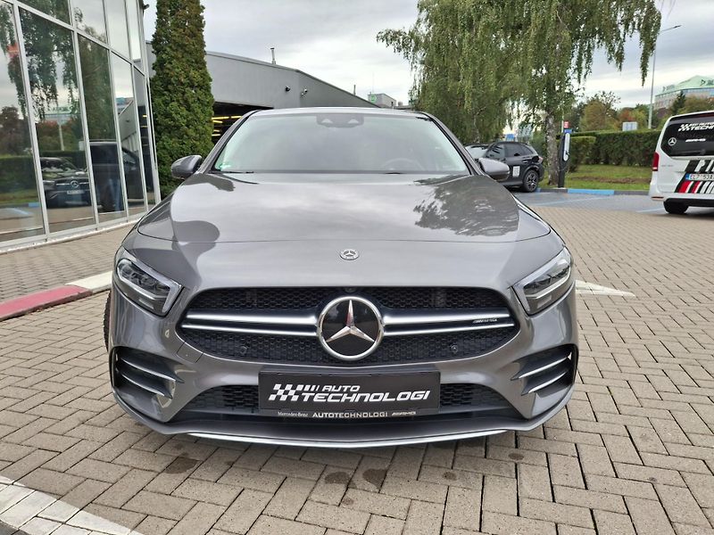 Mercedes-Benz Třídy A (2019) Mercedes-AMG A 35 4MATIC - fotka 2 z 23