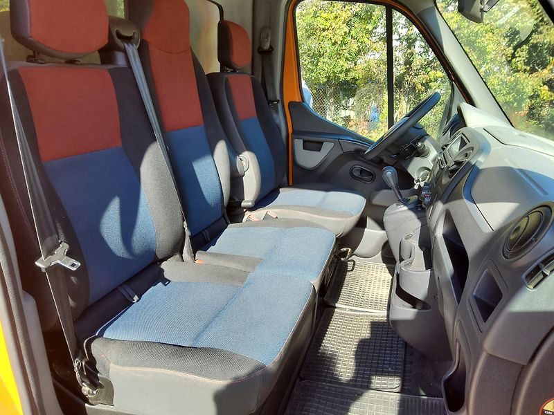 Renault Master (2015) 2.3 Dci 110kW plachta 1m ČR - fotka 9 z 13