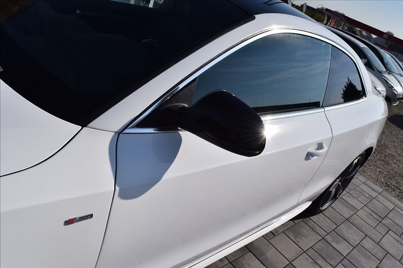 Audi A5 3,0 TDI 176KW S-LINE ALU SERVI - fotka 14 z 48