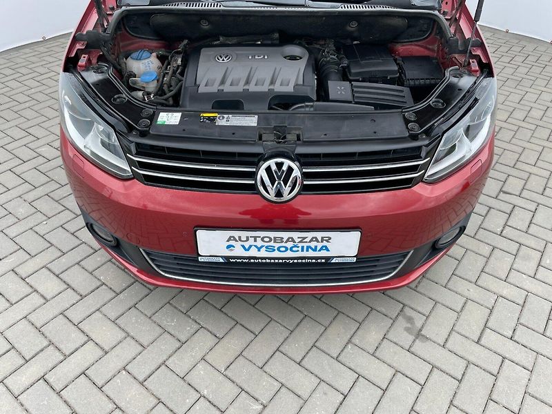 Volkswagen Touran (2014) 2.0TDi 103kW LIFE! Navigace! - fotka 11 z 31