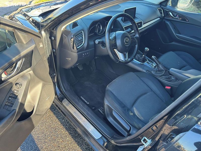 Mazda 3 (2015) 2.2D, 110kw Nefunkční Motor - fotka 12 z 19