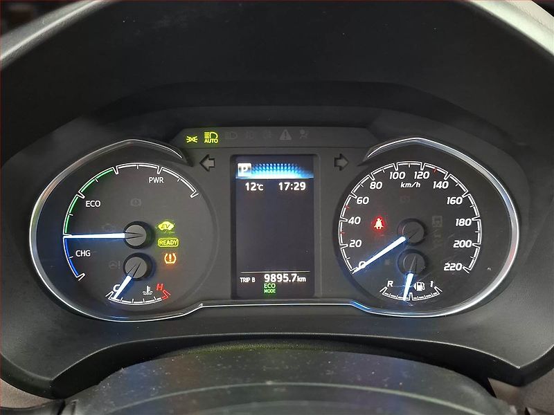 Toyota Yaris (2020) 1.5 Hybrid, Automat, ČR,1.maj - fotka 11 z 21