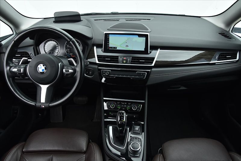 BMW Řada 2 220d 140kW GRAN TOURER HEADUP - fotka 13 z 27