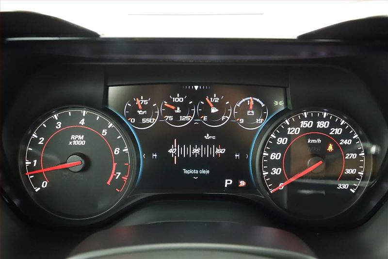 Chevrolet Camaro (2017) 6.2 V8 - fotka 9 z 19