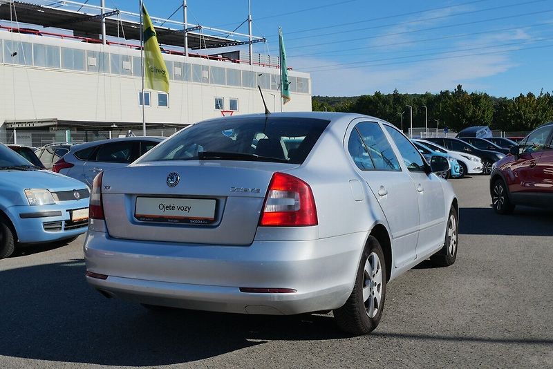 Škoda Octavia - fotka 2 z 6