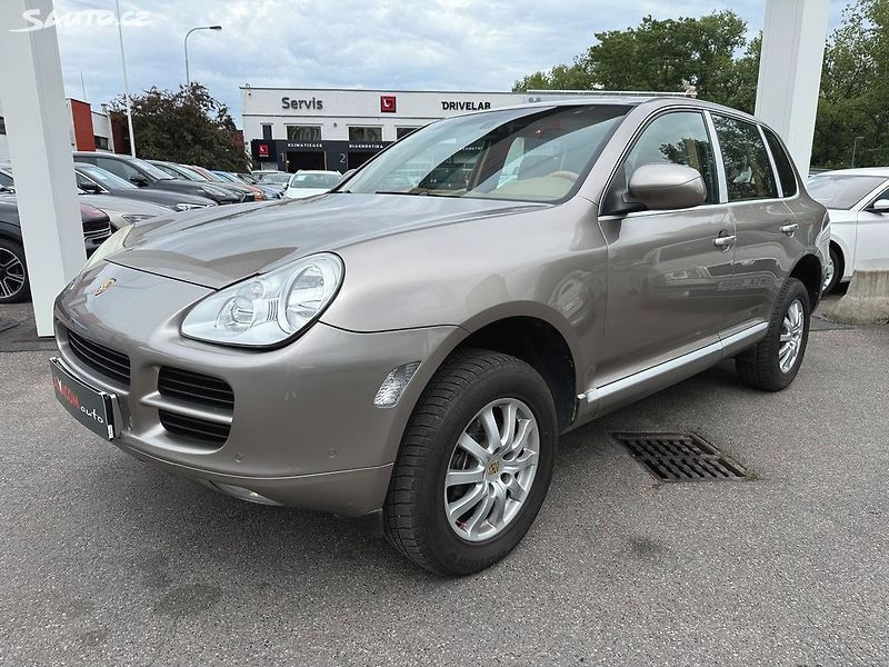 Porsche Cayenne 3.2 V6, 4X4, Automat - fotka 2 z 37