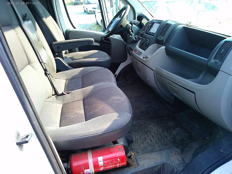 Citroën Jumper (2009) 2.2 HDi,L4H2,74 kW,7míst,klima - fotka 10 z 21