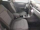 Volkswagen Passat (2011) 2.0 TDI, Navi, Xenony - náhled 9