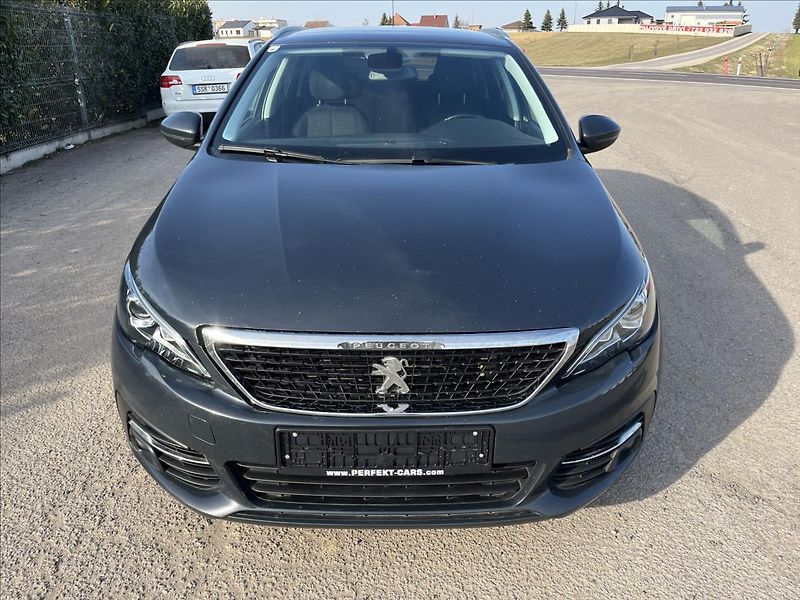 Peugeot 308 1,5 HDi STYLE KLIMA TAŽNÉ ALU - fotka 2 z 40