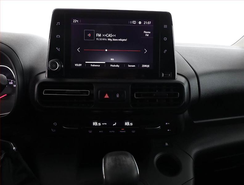 Opel Combo (2019) Enjoy 1.2 Turbo, 5Míst, ČR - fotka 10 z 12