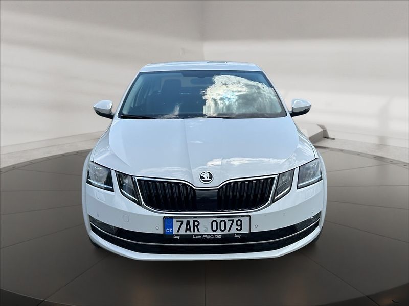 Škoda Octavia 1,6 TDI 85 Style - fotka 2 z 11