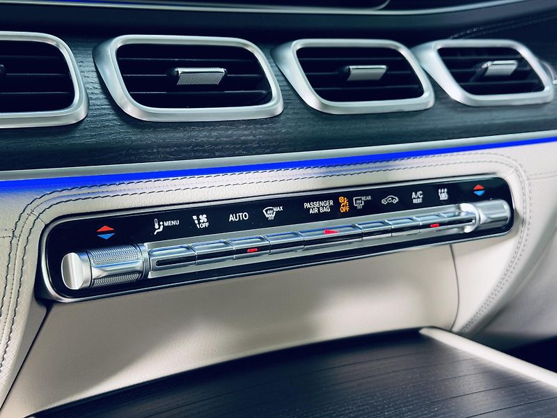 Mercedes-Benz GLE (2022) 350de*CZ*ZÁRUKA*SERVIS ZDARMA - fotka 17 z 35