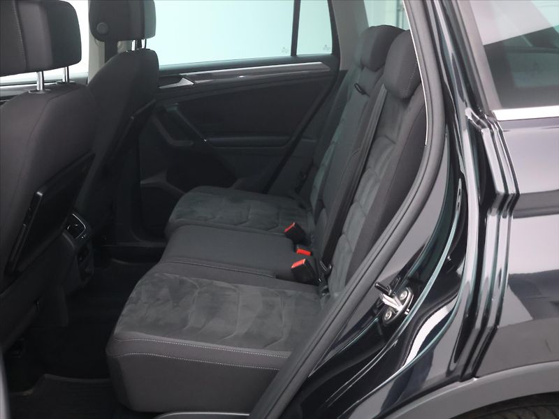 Volkswagen Tiguan 2.0 TDI 110kW 4MOT Highline DP - fotka 14 z 31