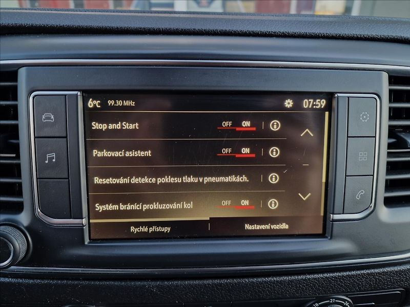 Opel Vivaro 1.5CDTI 88kW, původ ČR,1.Maj. - fotka 26 z 47