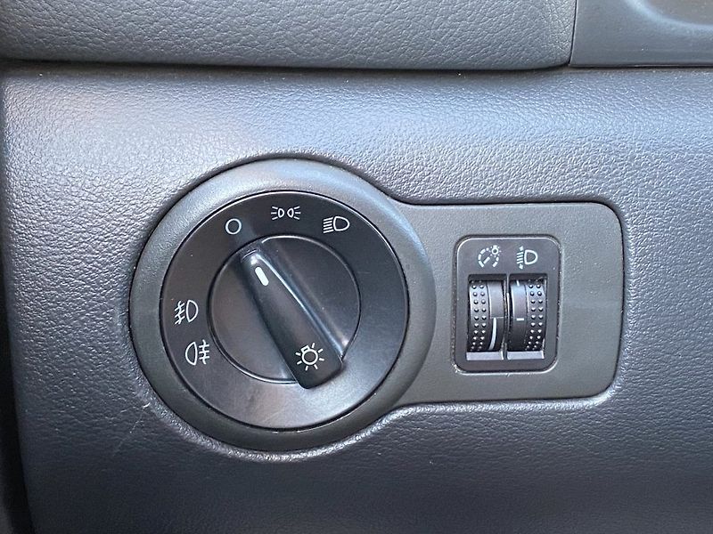 Škoda Octavia 1.9TDi 81kw, ČR, Elegan, tažné - fotka 19 z 21