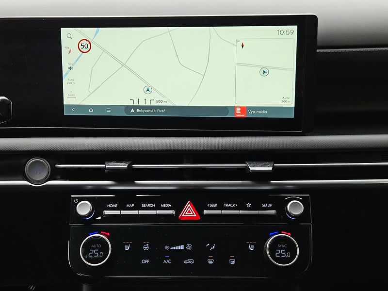 Hyundai Tucson 1,6T-GDi DCT GO Czech!4x4,DPH - fotka 23 z 33