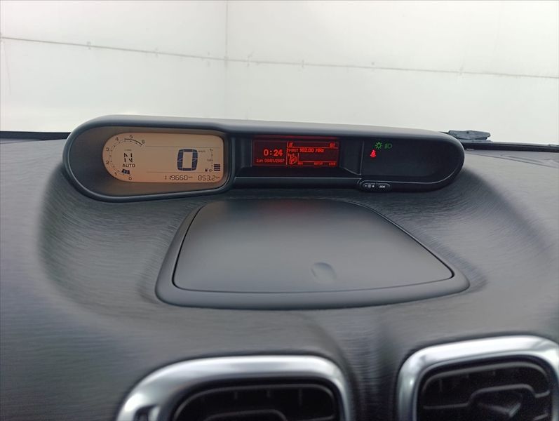 Citroën C3 Picasso 1,6 HDi Automat .Aut klima Alu - fotka 15 z 33