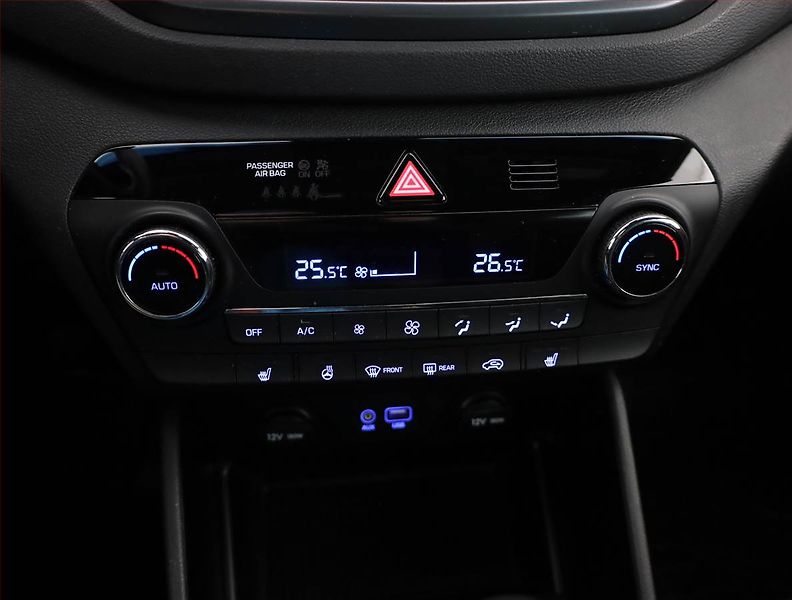 Hyundai Tucson (2018) 1.6 T-GDI, ČR,1.maj - fotka 11 z 19