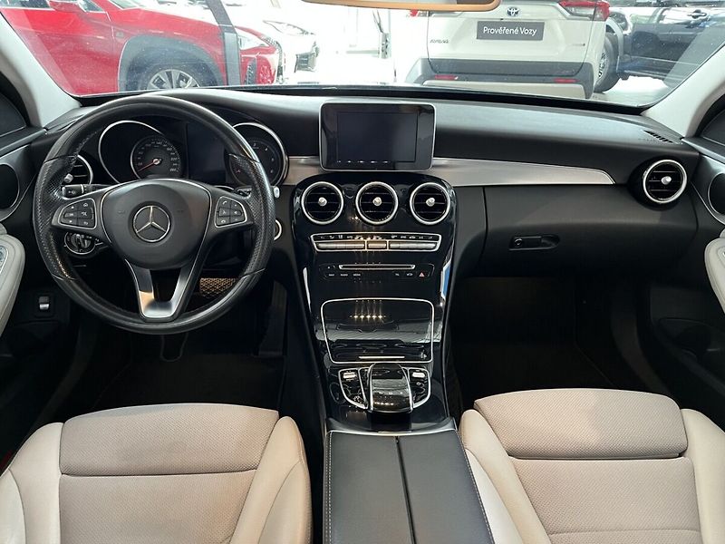 Mercedes-Benz Třídy C C 250 d 4MATIC Avantgarde - fotka 9 z 27