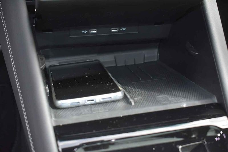 Volkswagen Tayron je novým modelem v nabídce německé značky.