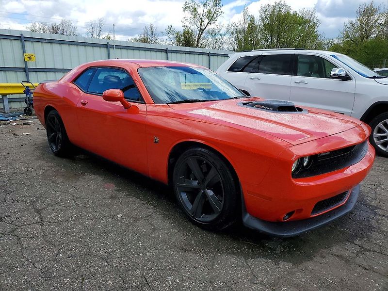 Dodge Challenger (2016) R - fotka 2 z 11