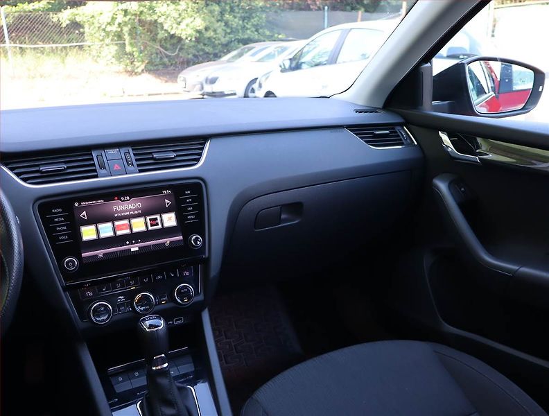 Škoda Octavia (2020) 1.5 TSI, Automat, Navi - fotka 8 z 19
