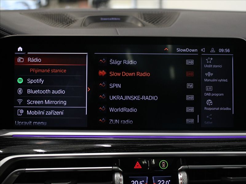 BMW X7 3,0 40xD M-paket B&W 6-míst ČR - fotka 16 z 51