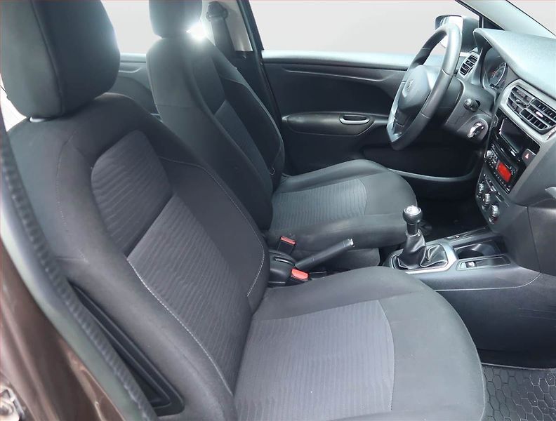 Peugeot 301 (2015) 1.6 VTi, po STK, udržované - fotka 9 z 15