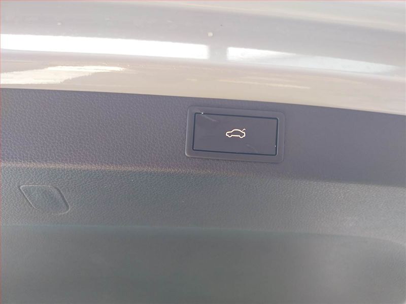 Škoda Karoq (2021) 2.0 TDI - fotka 17 z 17