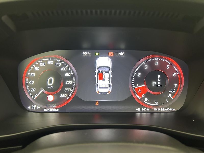 Volvo XC40 2.0 T4 4x4 R-Design - fotka 22 z 30