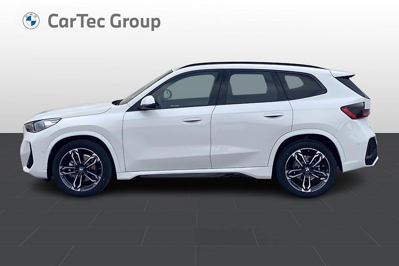 BMW X1 sDrive18d - fotka 4 z 10