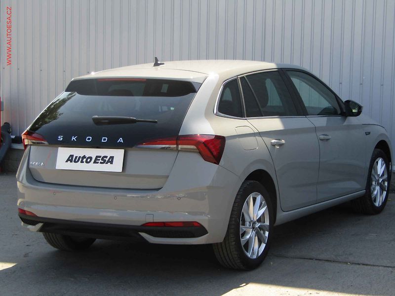 Škoda Scala (2024) 1.5 TSi, ČR, DSG, navi, LED - fotka 4 z 23