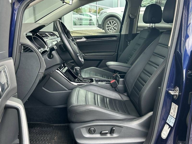 Volkswagen Touran (2016) 1.4 TSI 7DSG Highline - fotka 10 z 33