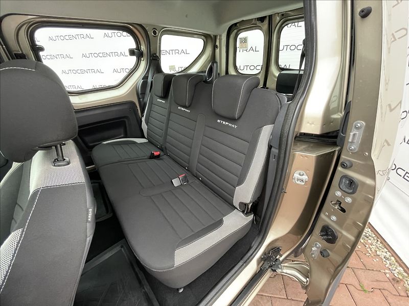 Dacia Dokker 1,6 i,75kW,serv.kn.,1.maj.,ČR - fotka 22 z 23