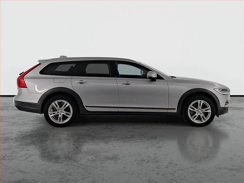Volvo V90 (2019) Cross Country - fotka 6 z 23