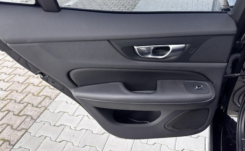 Volvo S60 T8 AWD / POLESTAR / 360 / TZ  - fotka 20 z 47