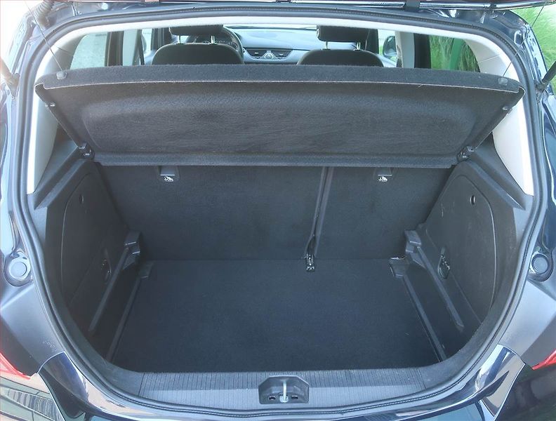 Opel Corsa (2018) 1.4 Turbo, Serv.kniha - fotka 14 z 14