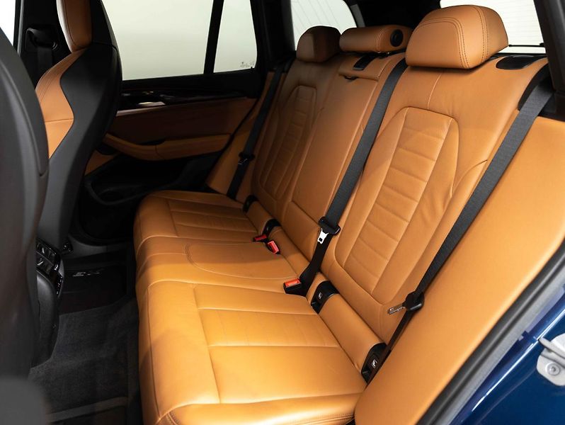 BMW X3 xDrive30d - fotka 19 z 21