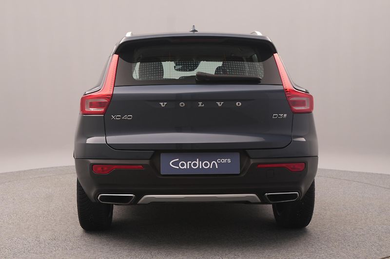 Volvo XC40 D3 INSCRIPTION AUT - fotka 9 z 43