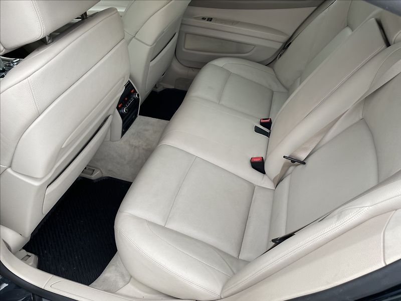 BMW Řada 7 740D XDRIVE ČR. - fotka 24 z 32