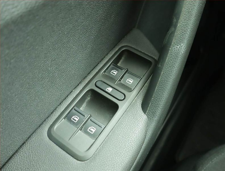 Škoda Yeti (2014) 1.4 TSI, Automat, Serv.kniha - fotka 17 z 17