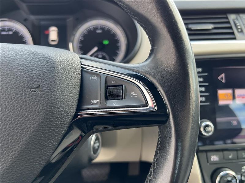 Škoda Octavia 2,0 TDi DSG STYLE nové rozvody - fotka 25 z 39