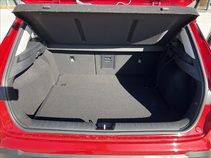 Kia K4 1,6   T-GDI 7DCT TOP - fotka 22 z 23